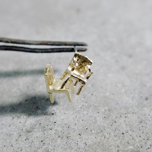 Fillyjonk イス2ピアス 3