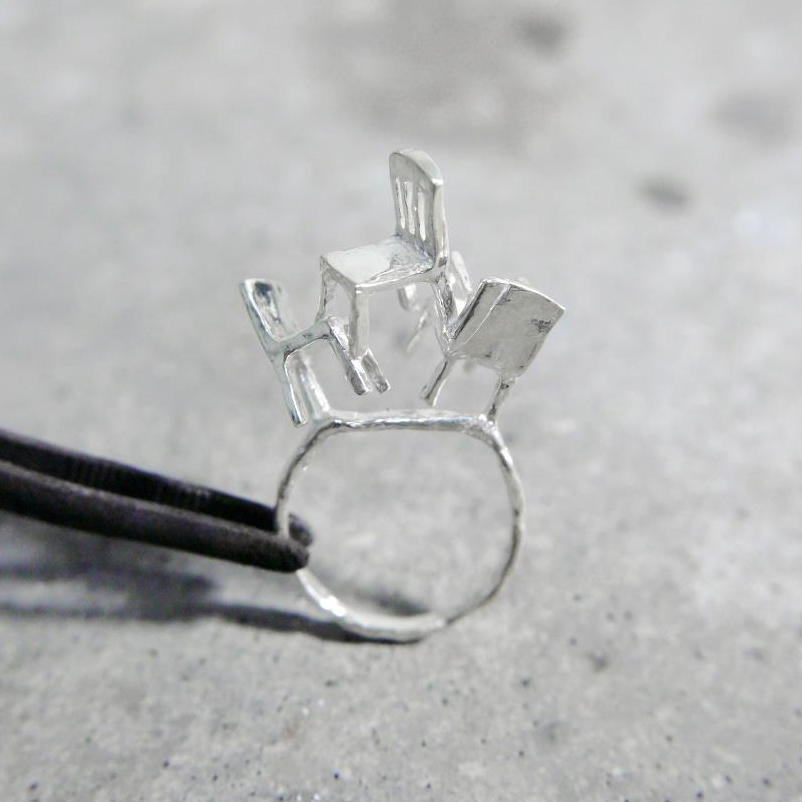 FURNITURE FR1; イス10ネックレス