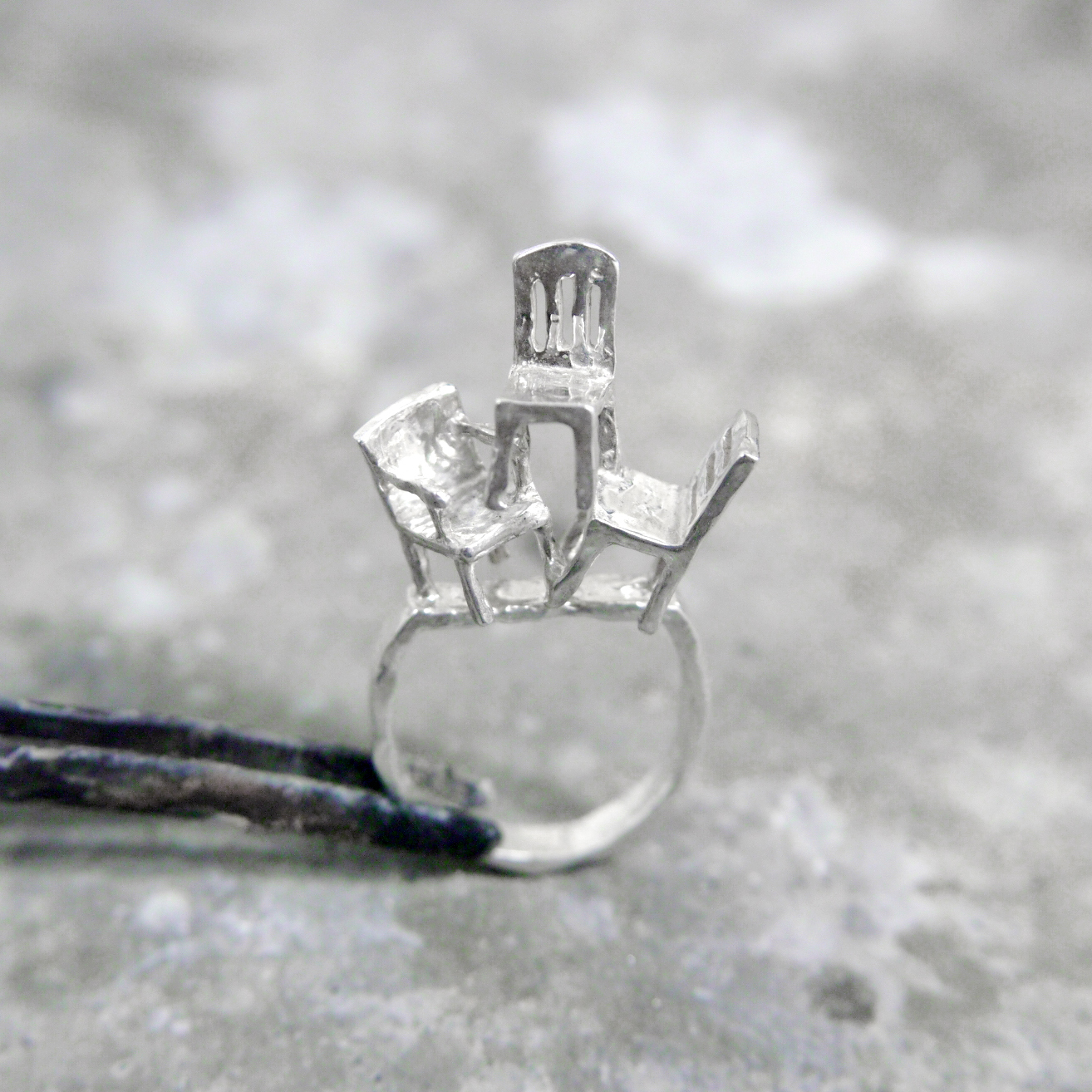 Fillyjonk イス3リング 2